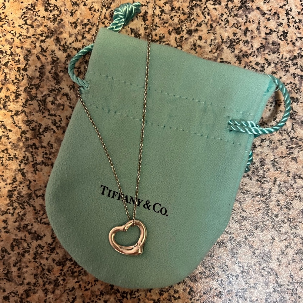 Tiffany & Co. Elsa Peretti Open Heart necklace sterling silver